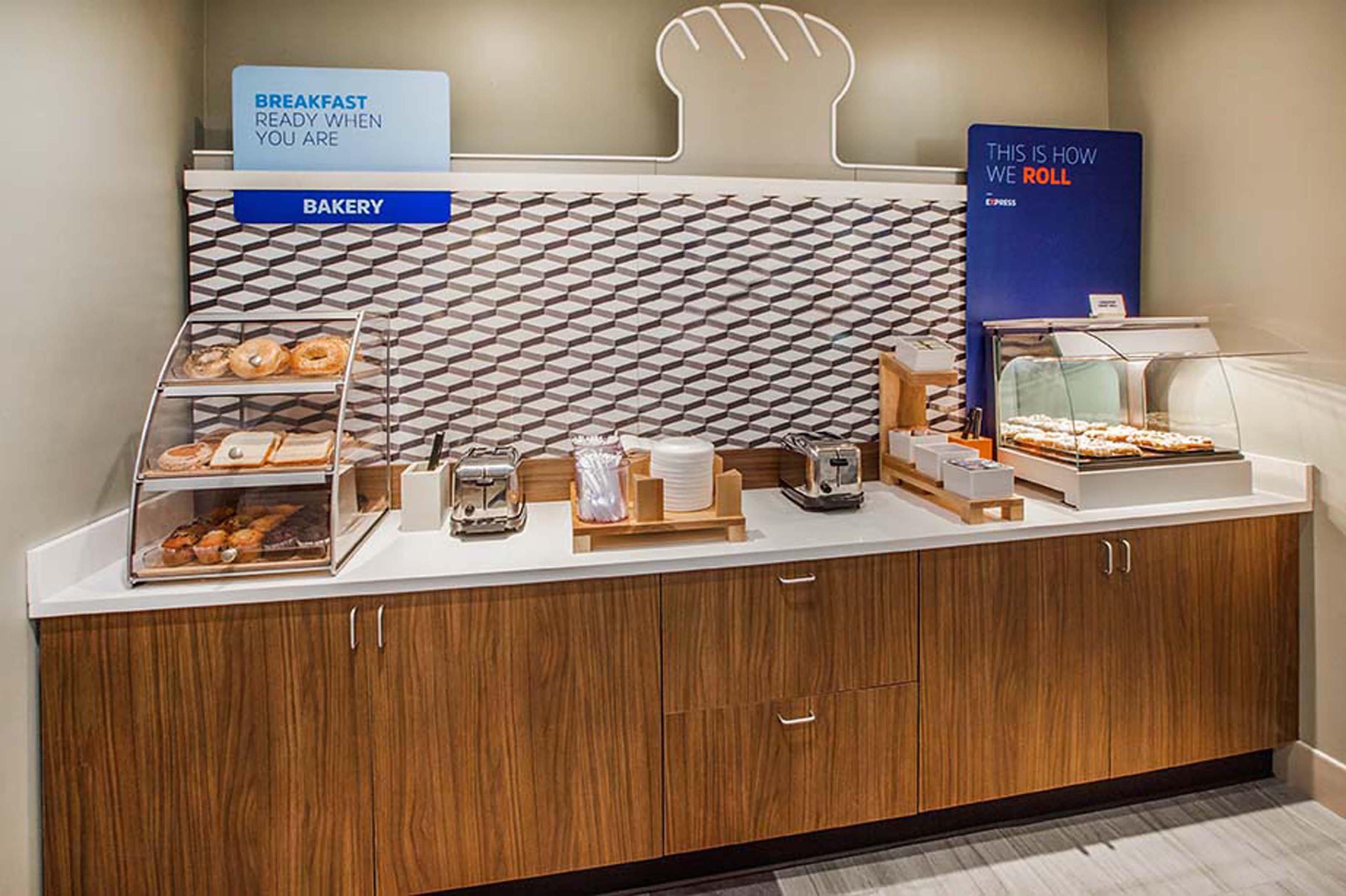 Holiday Inn Express & Suites - Wentzville St Louis West By Ihg Екстериор снимка